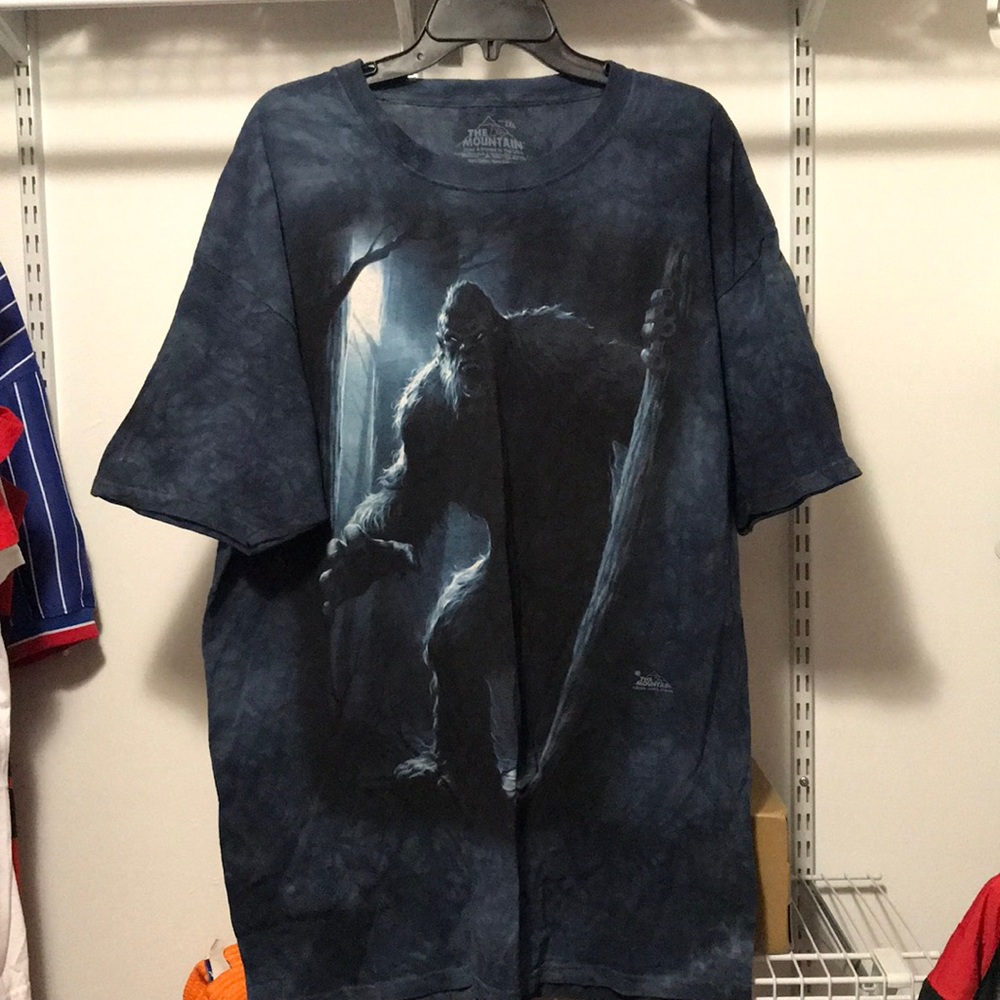 Vintage BigFoot T-shirt.